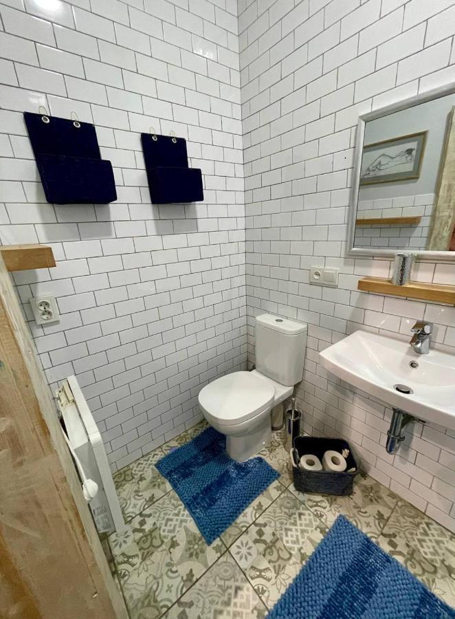 Apartment On Shota Rustaveli リヴィウ エクステリア 写真