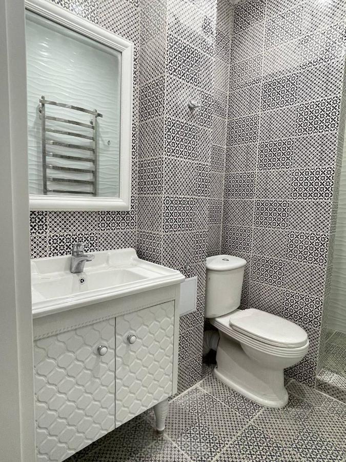 Apartment On Shota Rustaveli リヴィウ エクステリア 写真