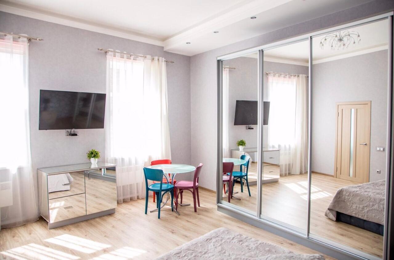 Apartment On Shota Rustaveli リヴィウ エクステリア 写真