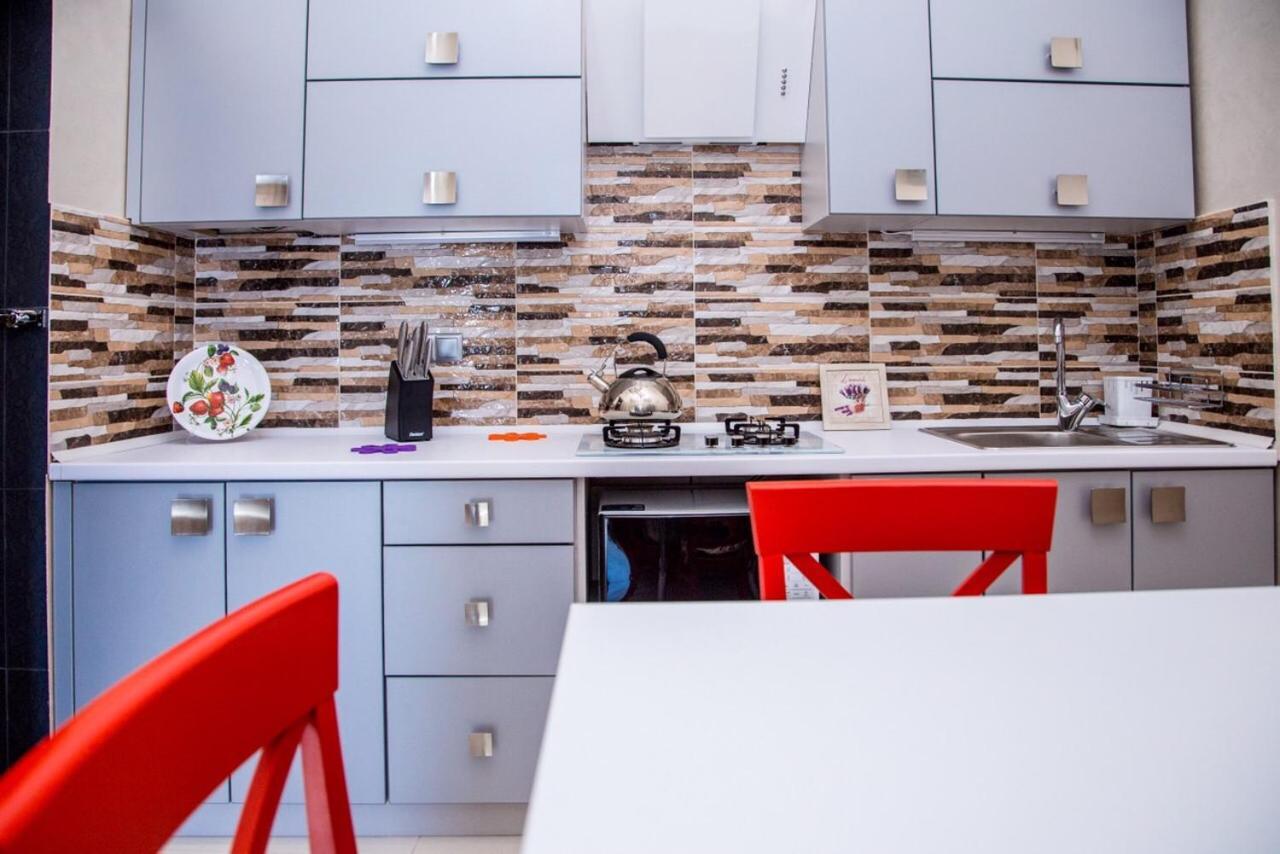 Apartment On Shota Rustaveli リヴィウ エクステリア 写真
